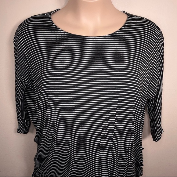 1X Isla Woman Black White Stripe Top 3/4 Sleeve Layered Style Stretch Casual - Picture 3 of 10